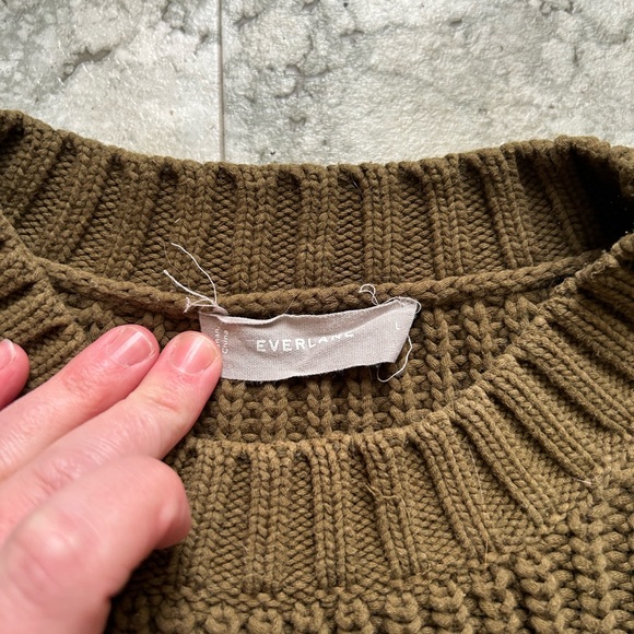 SHIPS FREE! Everlane Olive Green Texture Cotton Crew Sweater, Size Large L - Picture 7 of 8
